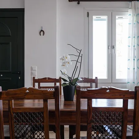 To Pelagos * Ayios Sostis