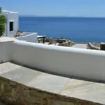 فيلة To Pelagos