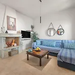 To Pelagos * אגיוס סוסטיס