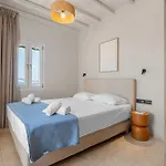 To Pelagos Villa *