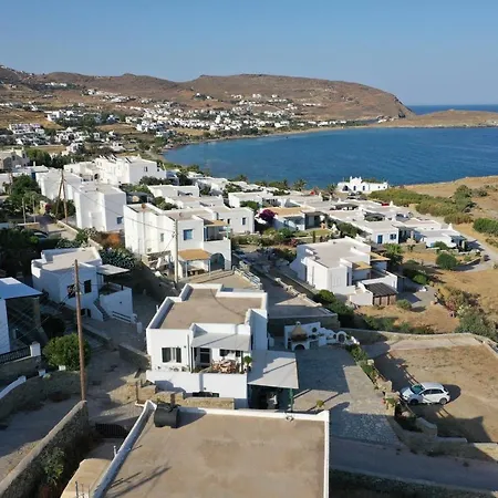 To Pelagos فيلة *
