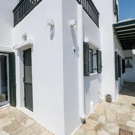 To Pelagos * Άγιος Σώστης